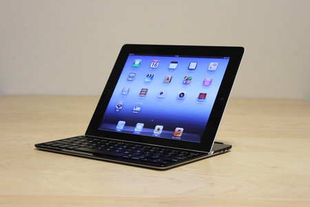 【レビュー】iPad用キーボードの本命〜スマートカバーのような一体感が際立つ『ロジクール Ultrathin Keyboard Cover』