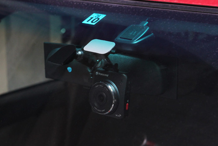 レビュー】スマホと連携するWi-Fi対応ドライブレコーダー 『Transcend DrivePro 200』