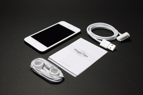 ipodtouch_4th_white_1.jpg