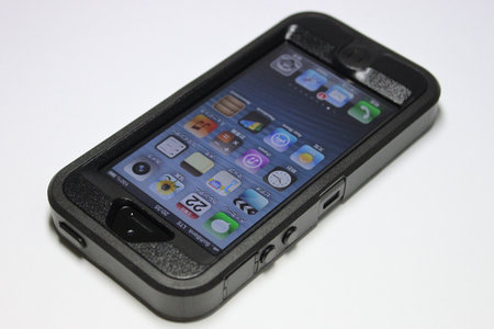 otterbox_defender_for_iphone5_0.jpgのサムネール画像