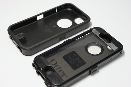 otterbox_defender_for_iphone5_3.jpg