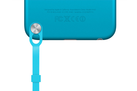 ipodtouch5th_case_loop_hole_1.jpg
