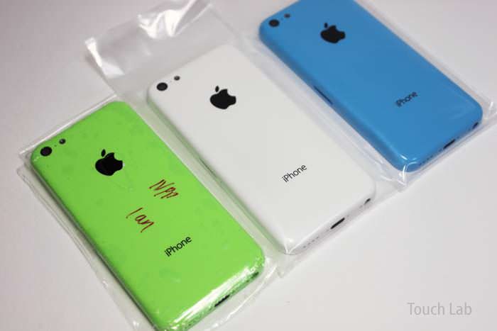 iphone5c_backpanel_blue_white_green_02